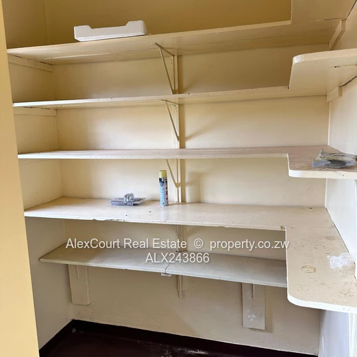 Spacious Home In Prospect, Waterfalls For Rent (Sole Mandate)