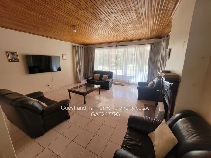 New Marlborough Neat and Spacious Family Home - 4 Bedrooms to Rent