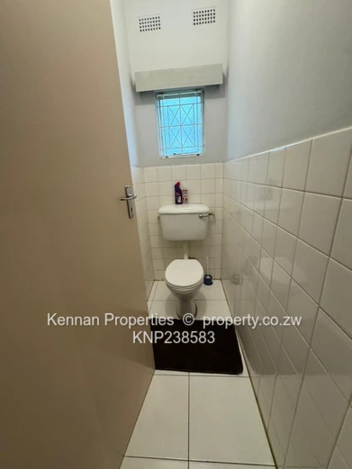 4 Bedroom House to Rent in Alexandra Park