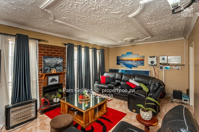 Neat Family Home for sale!