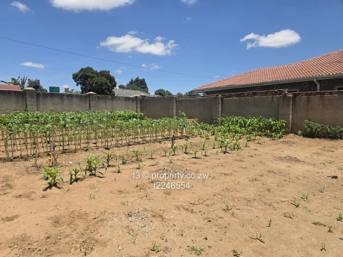 Secure Walled 580 m² Stand with Gate — Zimre Park, Harare East