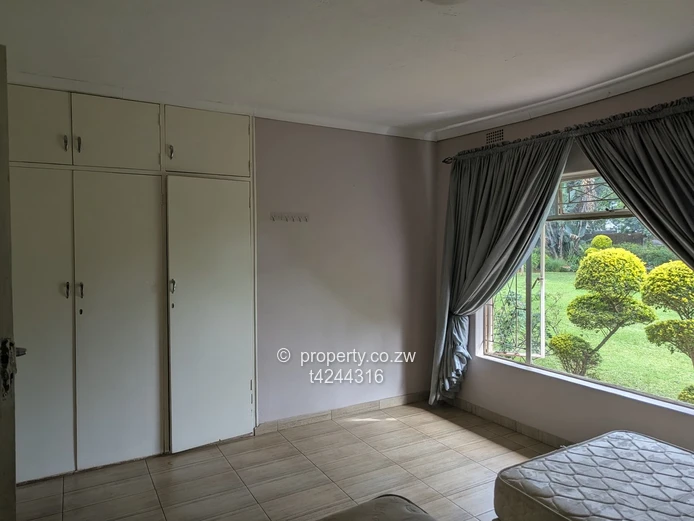 Belvedere Show ground 2 bedroom flat to rent 