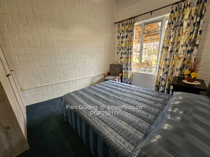Charming 4 Bedroom Thatched Home