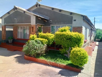 4 Bedroomed house for sale in Chitungwiza - Unit A Extension 