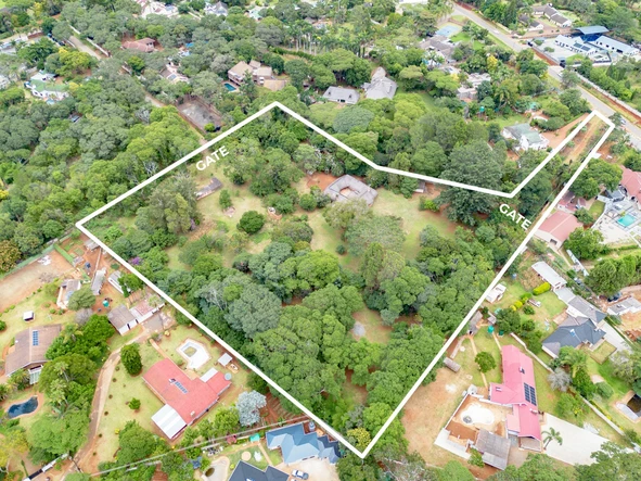 Stands & Residential Land