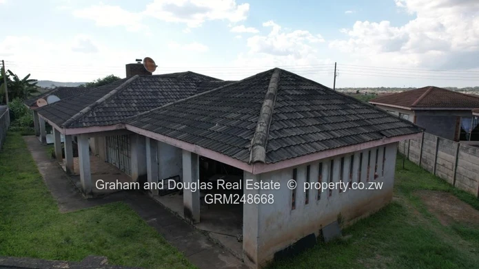 Bloomingdale house for sale by private treaty