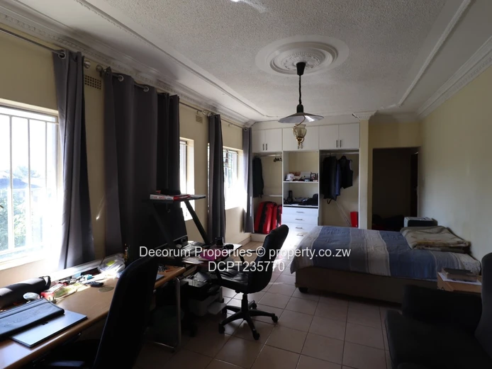 Spacious 6-Bedroom Double- storey Home For Sale in Gunhill