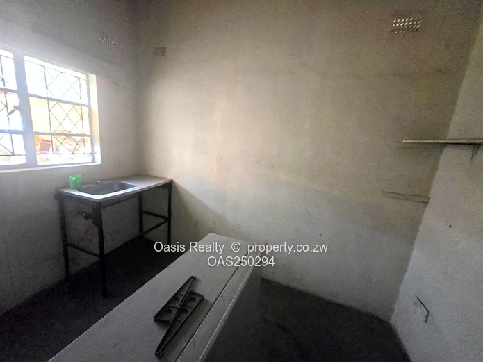 Shop Space to Let – Huruyadzo Shopping Centre, Chitungwiza
