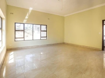 6 Bedroom House