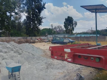 Commercial & Industrial Land