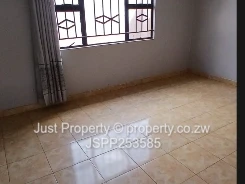 3 Bedroom House Dzivarasekwa EXT: RENT 