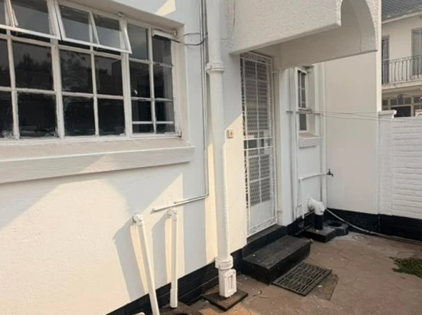 2 Bedroom Garden Flat
