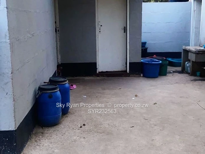 Glen Norah A Spaceman Area , Core House For Sale