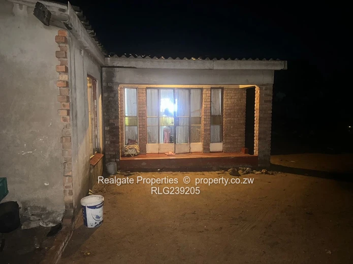 Affordable 2-Bedroom House in Growing Cowdray Park, Bulawayo!