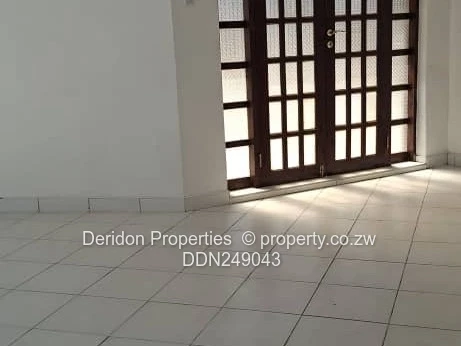 Shawasha Hills: 5-Bed Family Home with Pool & Borehole