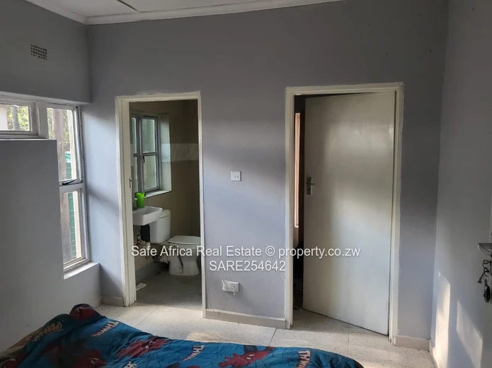 Lake Chivero. Escape to your own serene lake view holiday home $70k