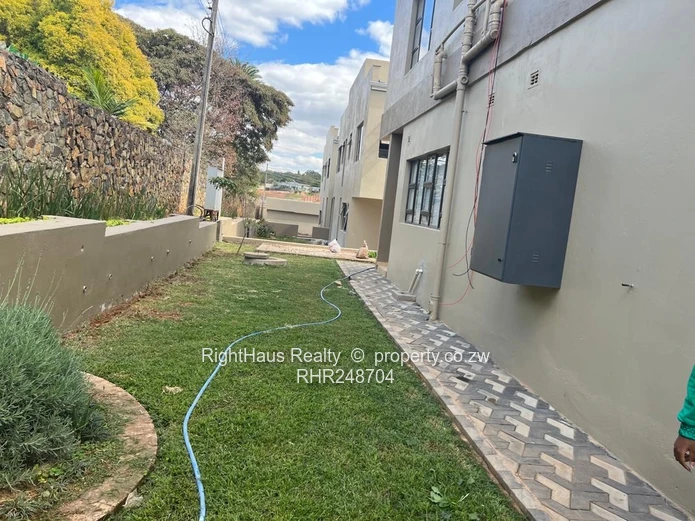 5 Bedroom Townhouse /Cluster to rent in Kambanji