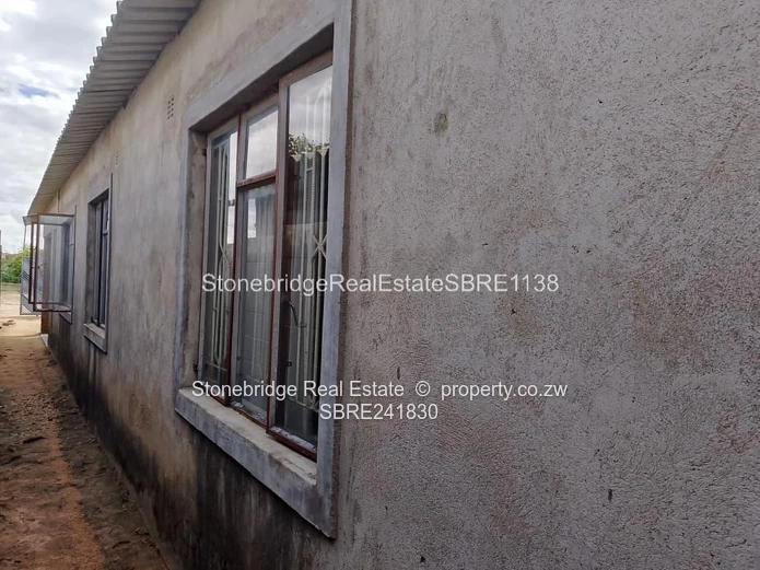 3 bedroomed house in Cowdray Park for sale