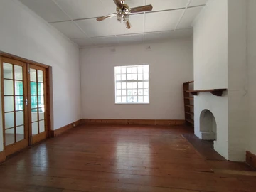 8 Bedroom House