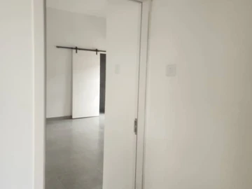 3 Bedroom Flat & Apartment