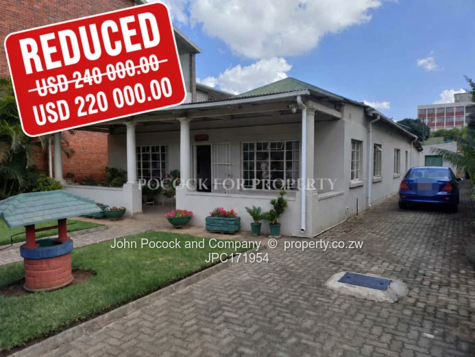 Reduced, Prime location - well maintained offices!