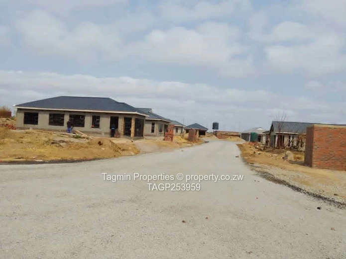 *DIAMOND PARK STANDS – FULLY SERVICED RESIDENTIAL STANDS*   _Exclusively Marketed by TAGMIN PROPERTI (Sole Mandate)