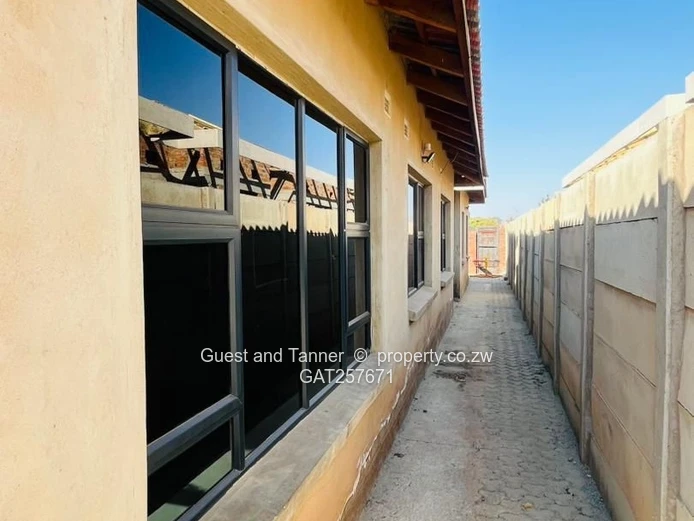 For Sale: Nyabira - Penrose | 4 Bedroom House