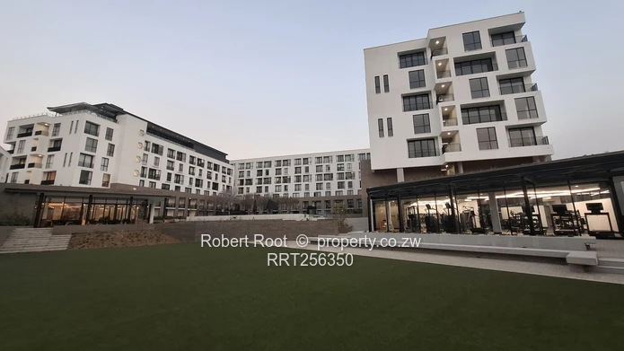 Modern, Stylish1 Bed Apartment in Rosebank (Sole Mandate)