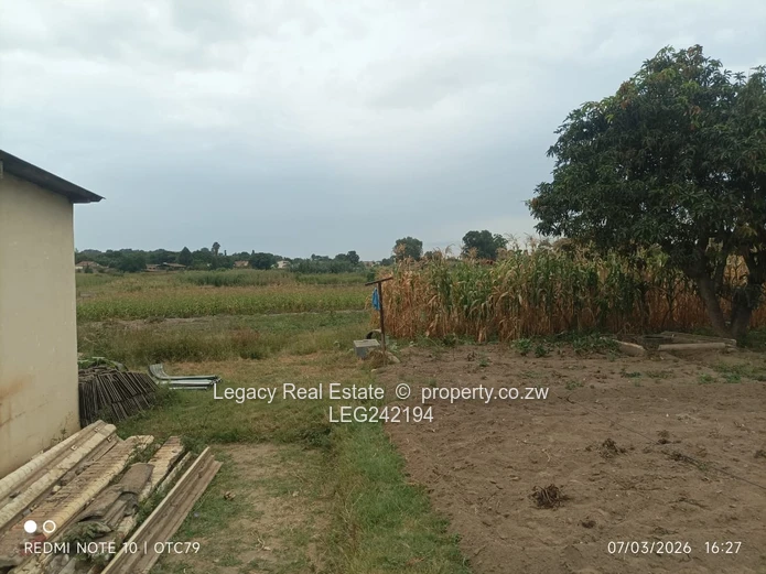 Commercial Zone Property: 3-Bed House Plus Quarters in Ardbenie