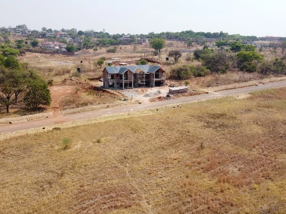 Stands & Residential Land