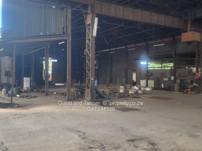  Big  Warehouse/Factory for Sale in Ardbennie