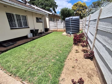 3 Bedroom Flat & Apartment