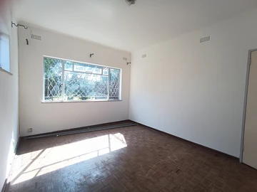 2 Bedroom Garden Flat