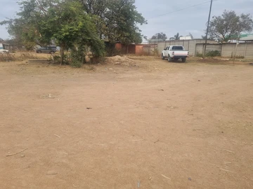 Commercial & Industrial Land
