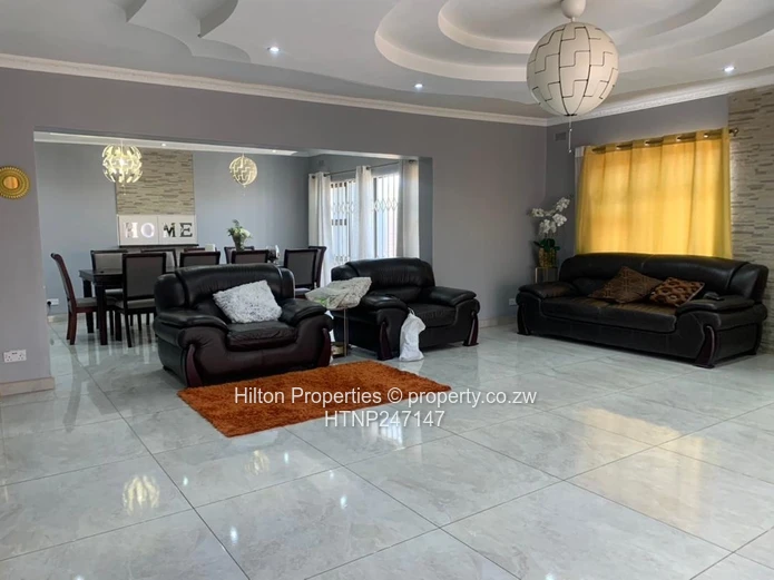 Spacious 5-Bed Parktown Home with Modern Kitchen & Borehole