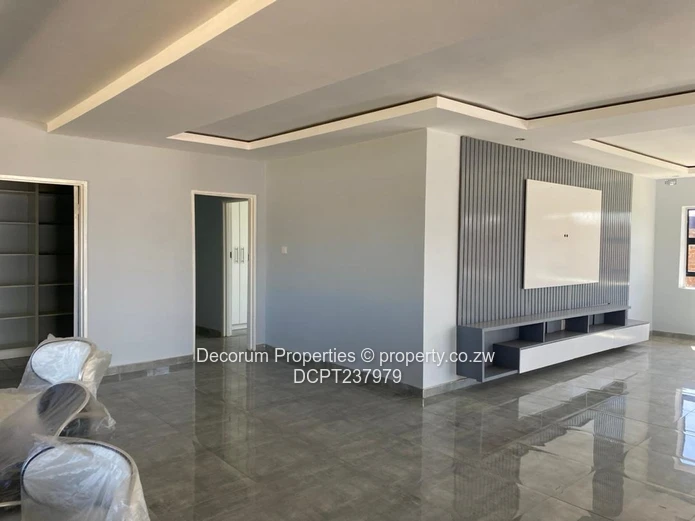 Spacious home in Mt Pleasant Heights 