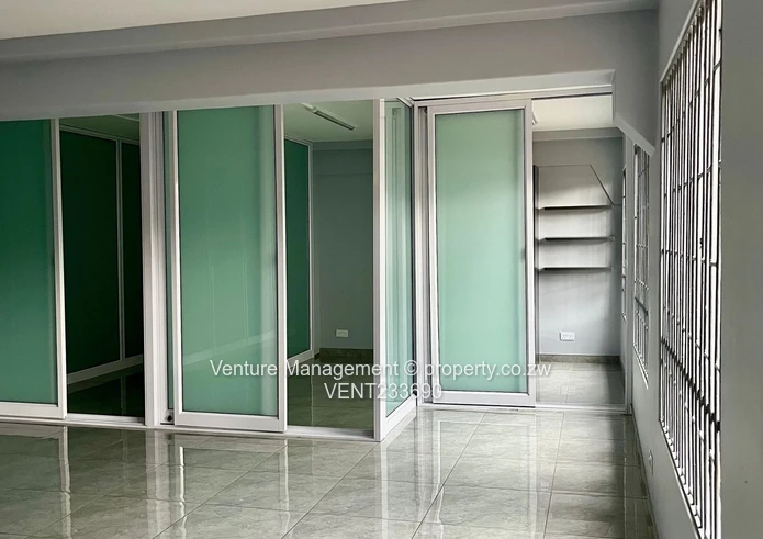 Shop for rent Highlands