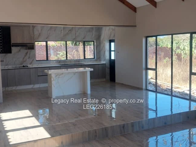 Stylish & Secure 3-Bedroom Home – Greendale Athlone