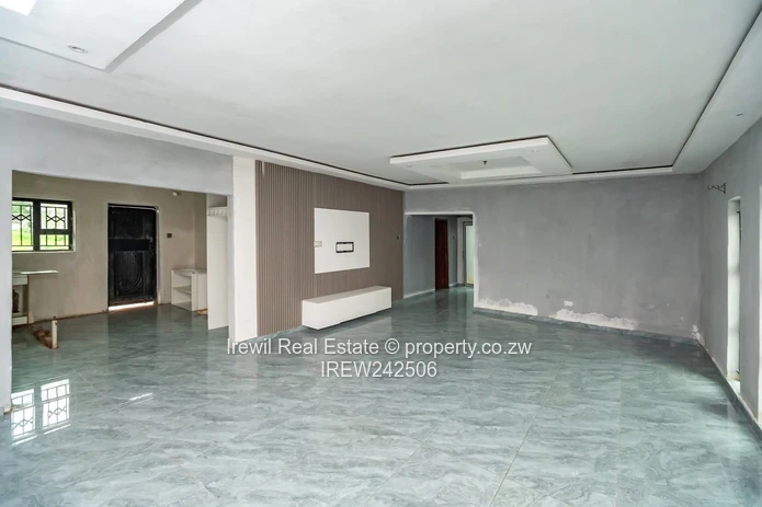 Modern 4-Bed Townhouse Complex in Hatfield