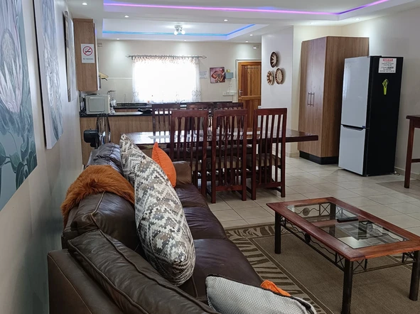 Spacious 2 Bedroomed Unit Nestled In Quinnington