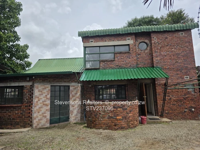 Charming Starter Home In New Marlborough.