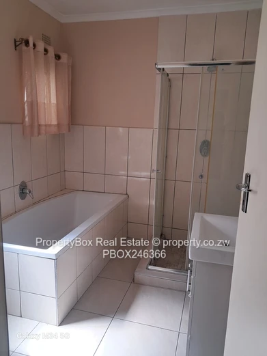 Marlborough Mews Fully furnished 4 bed cluster unit for rent.