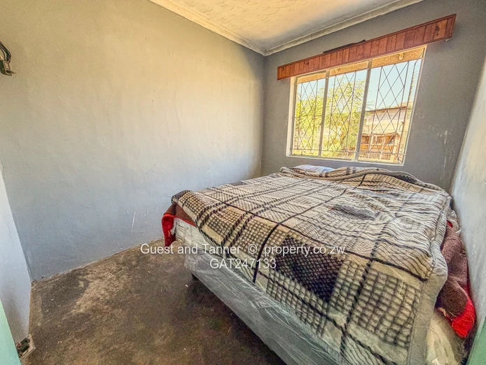 3 bedroom house for sale in Houghton Park