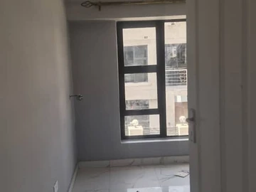 4 Bedroom Garden Flat