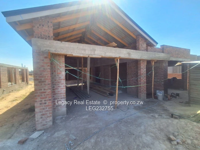 Unfinished Elegance in Arlington Estate (Sole Mandate)