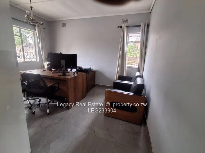 Avondale West – 3-Bedroom House for Sale