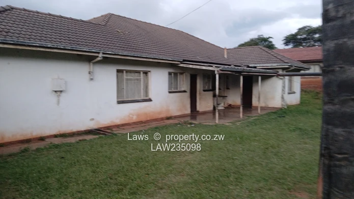 4 Bedroom House For Sale in Fairbridge Park