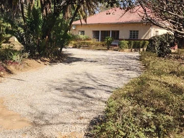 Commercial & Industrial Land