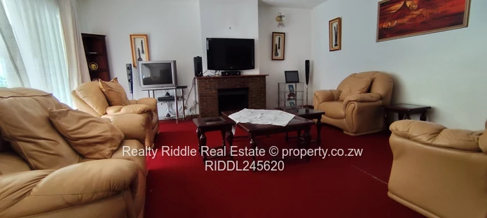 9 Bedroomed House in Chisipiti, 2100sqm.