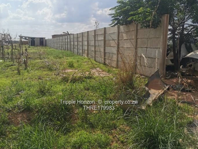 Industrial stand for sale in Damofalls park Ruwa